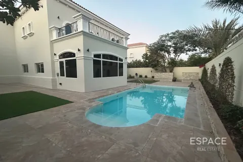 Villa in Dubai 3 bedrooms, 328 sq.m. № 83892 - photo 16