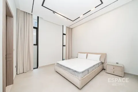 Villa en Jumeirah Park, Dubai, 6 dormitorios, 757 m², № 83891 - foto 15