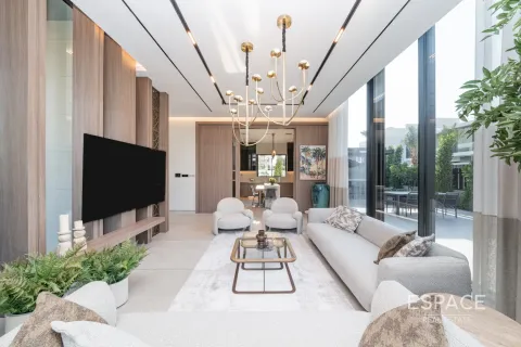 Villa en Jumeirah Park, Dubai, 6 dormitorios, 757 m², № 83891 - foto 9