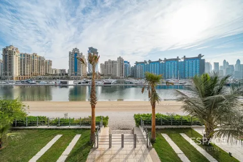 Villa en Palm Jumeirah, Dubai, 6 dormitorios, 650 m², № 83880 - foto 12