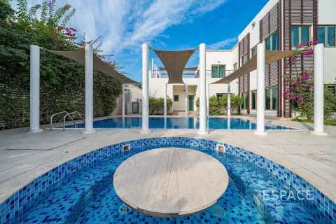 Villa en Palm Jumeirah, Dubai, 6 dormitorios, 650 m², № 83880 - foto 15