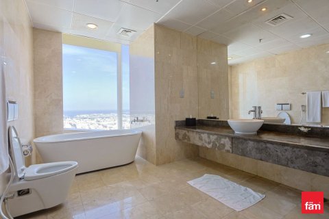 Apartment in Sheikh Zayed Road, Dubai 3 bedrooms, 163 sq.m. № 110121 - photo 2