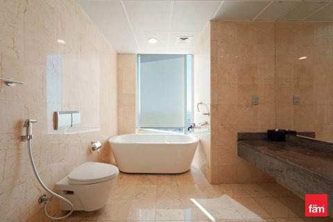 Apartment in Sheikh Zayed Road, Dubai 3 bedrooms, 163 sq.m. № 110121 - photo 25