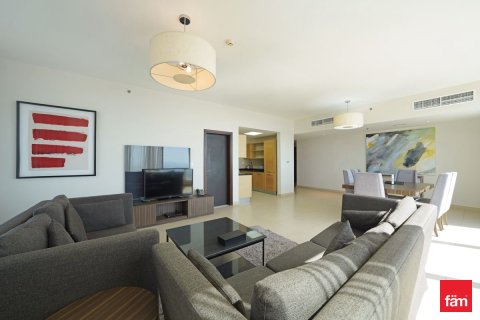 Apartment in Sheikh Zayed Road, Dubai 3 bedrooms, 163 sq.m. № 110121 - photo 9