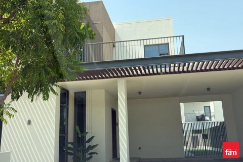 Villa in Dubai 4 bedrooms, 224.9 sq.m. № 110116