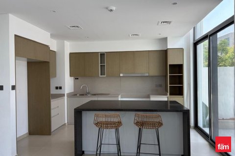 Villa in Dubai 4 bedrooms, 224.9 sq.m. № 110116 - photo 9
