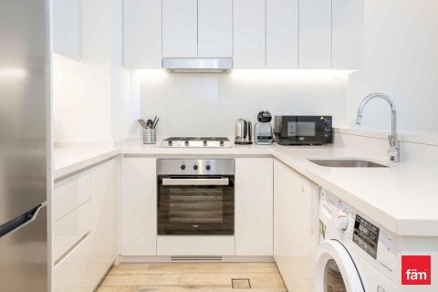 Apartment in Business Bay, Dubai 1 bedroom, 72.6 sq.m. № 110122 - photo 11