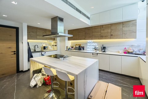 Townhouse in Dubai 4 bedrooms, 304.5 sq.m. № 110120 - photo 19