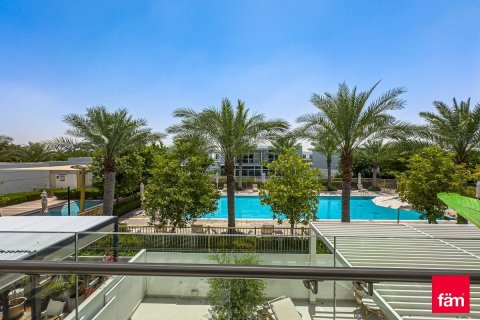 Townhouse in Dubai 4 bedrooms, 304.5 sq.m. № 110120 - photo 2