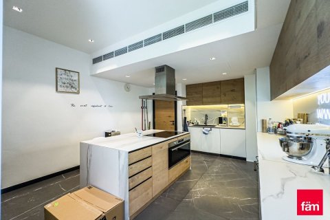 Townhouse in Dubai 4 bedrooms, 304.5 sq.m. № 110120 - photo 11