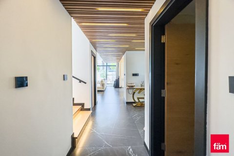 Townhouse in Dubai 4 bedrooms, 304.5 sq.m. № 110120 - photo 6