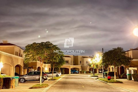 Adosado en Bella Casa, Serena, Dubai, 3 dormitorios, 200 m², № 74086 - foto 9