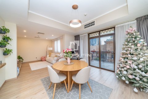 Apartment in Old Town, Dubai 2 bedrooms, 131 sq.m. № 74088 - photo 4