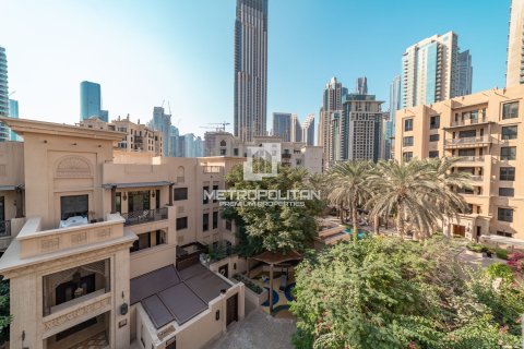 Apartment in Old Town, Dubai 2 bedrooms, 131 sq.m. № 74088 - photo 21