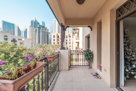 Apartment in Old Town, Dubai 2 bedrooms, 131 sq.m. № 74088 - photo 19