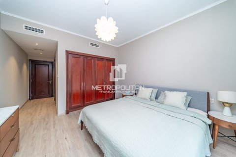 Apartment in Old Town, Dubai 2 bedrooms, 131 sq.m. № 74088 - photo 13