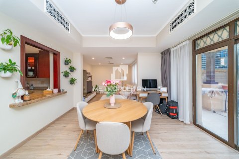 Apartment in Old Town, Dubai 2 bedrooms, 131 sq.m. № 74088 - photo 2