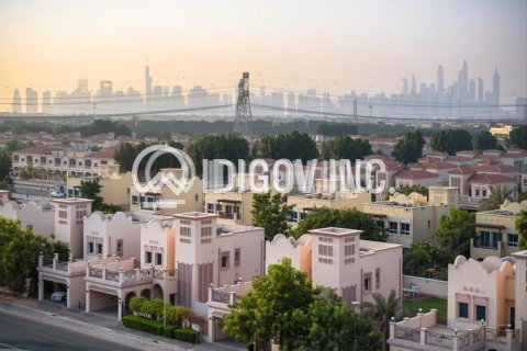 Apartamento en Jumeirah Village Triangle, Dubai, 2 dormitorios, 70 m², № 47522 - foto 1