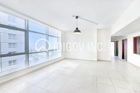 Apartment in Dubai Marina, Dubai 3 bedrooms, 145 sq.m. № 38268 - photo 1
