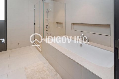 Apartment in Zabeel, Dubai 2 bedrooms, 111 sq.m. № 38270 - photo 23