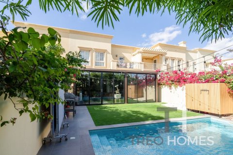 Townhouse in The Springs, Dubai 3 bedrooms, 255 sq.m. № 16832 - photo 2