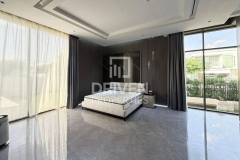 Villa in Dubai Hills Estate, Dubai 6 bedrooms, 1157.2 sq.m. № 135657 - photo 6