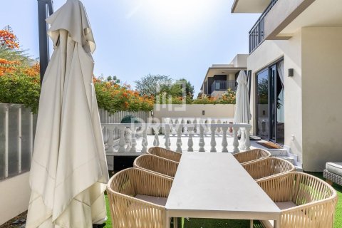 Villa in Maple at Dubai Hills Estate, Dubai Hills Estate, Dubai 5 bedrooms, 278.89 sq.m. № 135666 - photo 8