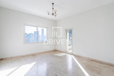 Apartamento en KG Tower, Dubai Marina, Dubai, 3 dormitorios, 257.53 m², № 135372 - foto 17