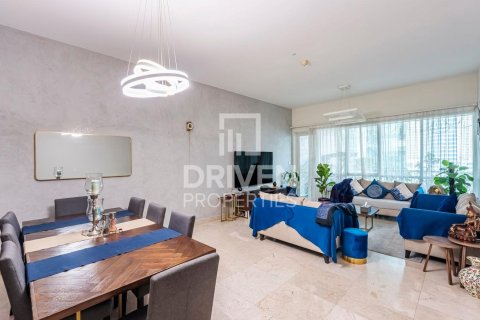 Apartamento en KG Tower, Dubai Marina, Dubai, 3 dormitorios, 251.12 m², № 135373 - foto 14