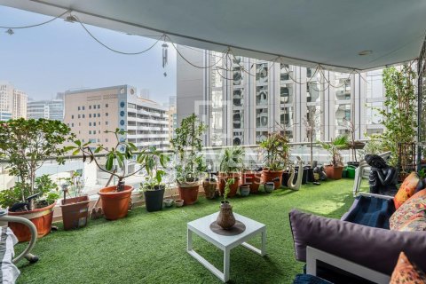 Apartamento en KG Tower, Dubai Marina, Dubai, 3 dormitorios, 251.12 m², № 135373 - foto 15