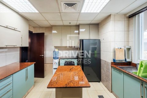 Apartamento en KG Tower, Dubai Marina, Dubai, 3 dormitorios, 251.12 m², № 135373 - foto 5