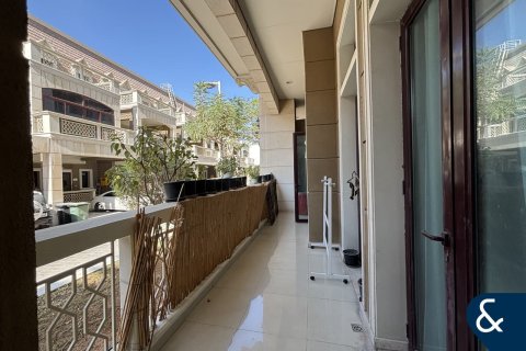 Apartamento en Jumeirah Village Circle, Dubai, 2 dormitorios, 131 m², № 78658 - foto 3