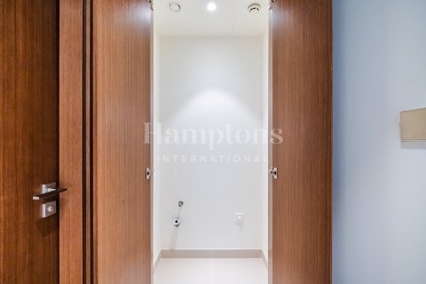 Снять в аренду квартиру в Dubai Harbour, Дубай: 1 спальня, 68.00499600м², № 63830 - фото 1