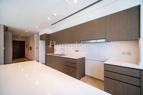 Снять в аренду квартиру в Grandeur Residences, Пальма Джумейра, Дубай: 3 спальни, 173.26409500м², № 63836 - фото 3