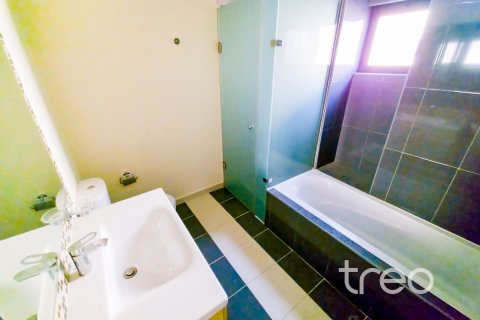 Снять в аренду таунхаус в DAMAC Hills (Akoya by DAMAC), Дубай: 3 спальни, 37.63м², № 120248 - фото 2