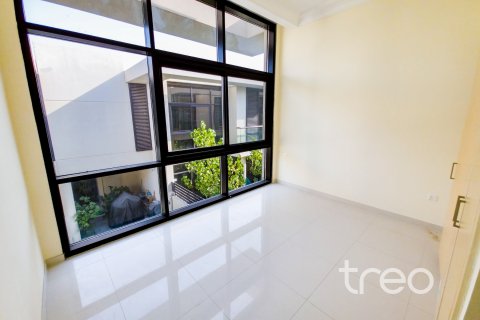 Снять в аренду таунхаус в DAMAC Hills (Akoya by DAMAC), Дубай: 3 спальни, 37.63м², № 120248 - фото 15