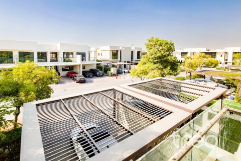 Снять в аренду таунхаус в DAMAC Hills (Akoya by DAMAC), Дубай: 3 спальни, 37.63м², № 120248 - фото 17