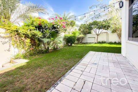 Villa in Zahra Townhouses, Town Square, Dubai 4 bedrooms, 220.55 sq.m. № 119966 - photo 7