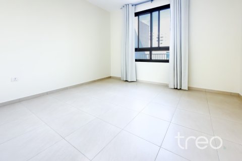 Villa in Zahra Townhouses, Town Square, Dubai 4 bedrooms, 220.55 sq.m. № 119966 - photo 17