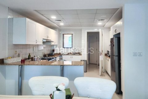 Villa in Maeen, The Lakes, Dubai 3 bedrooms, 234 sq.m. № 44701 - photo 5