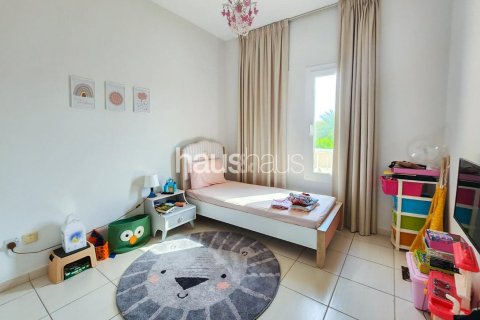 Villa in Maeen, The Lakes, Dubai 3 bedrooms, 234 sq.m. № 44701 - photo 13
