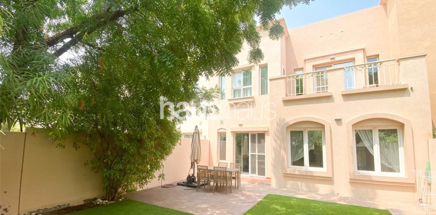 Villa in Maeen, The Lakes, Dubai 3 bedrooms, 234 sq.m. № 44701