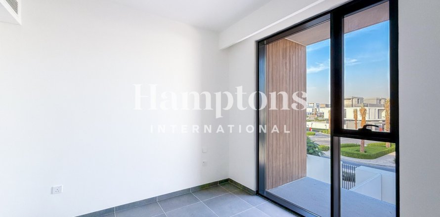 Villa in Arabian Ranches 3, Dubai 5 bedrooms, 287.07 sq.m. № 72595