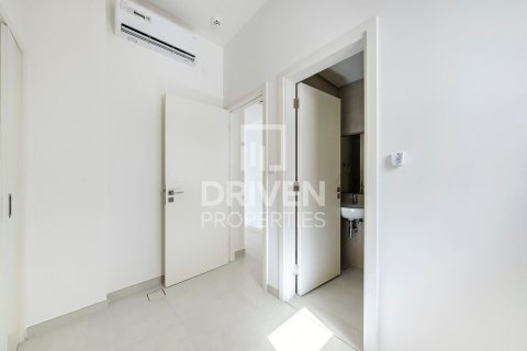 Townhouse in The Valley, Dubai 3 bedrooms, 174.01 sq.m. № 136771 - photo 15