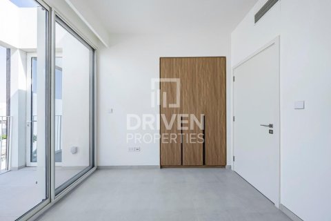 Townhouse in The Valley, Dubai 3 bedrooms, 174.01 sq.m. № 136771 - photo 7