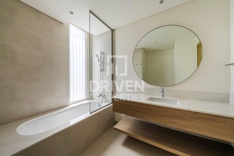 Townhouse in The Valley, Dubai 3 bedrooms, 174.01 sq.m. № 136771 - photo 8