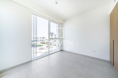 Townhouse in The Valley, Dubai 3 bedrooms, 174.01 sq.m. № 136771 - photo 9