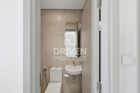 Townhouse in The Valley, Dubai 3 bedrooms, 174.01 sq.m. № 136772 - photo 16