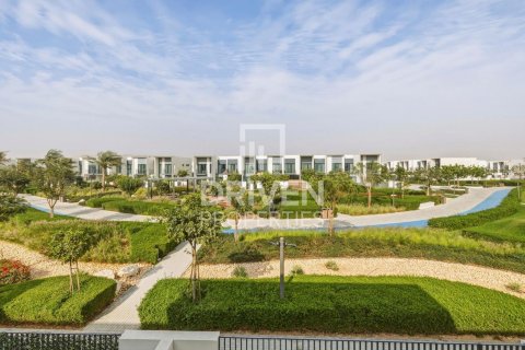 Townhouse in The Valley, Dubai 3 bedrooms, 174.01 sq.m. № 136772 - photo 25