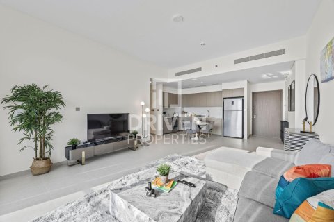Appartement à Opera District, Downtown Dubai (Downtown Burj Dubai), Dubai, 2 chambres, 111.11 m², № 136725 - photo 2